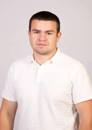Томагашев Евгений Андреевич.